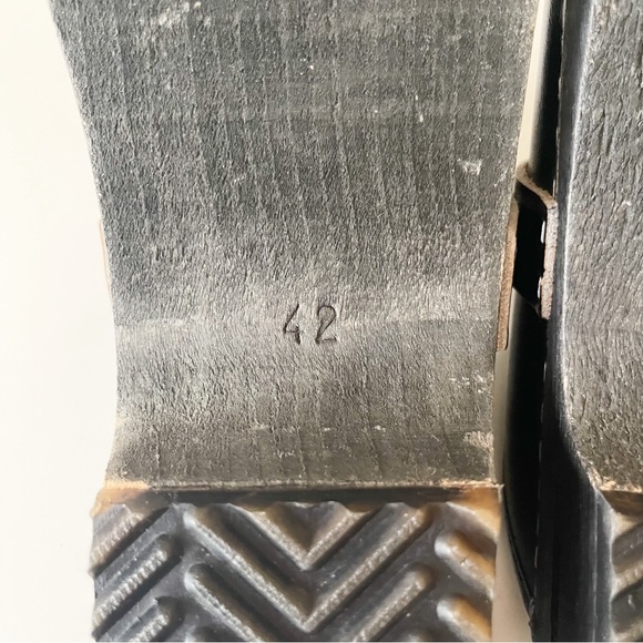 Ecco Clogs - Picture 8 of 12